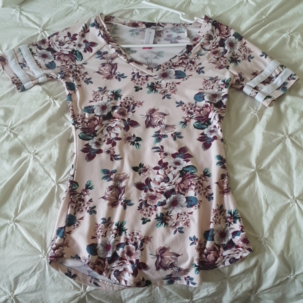 A light pink soft tee